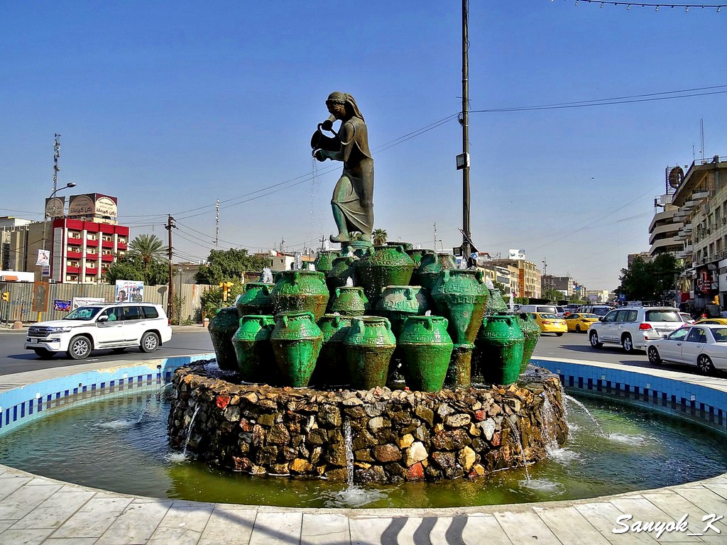 100 Baghdad Kahramana square Ali Baba fountain Багдад Площадь Кахрамана Фонтан Али Баба