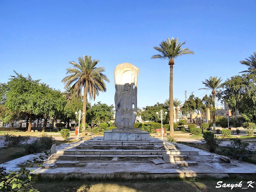 811 Baghdad Tahrir Square Liberty Freedom Monument Багдад Площадь Тахрир Монумент Свободы
