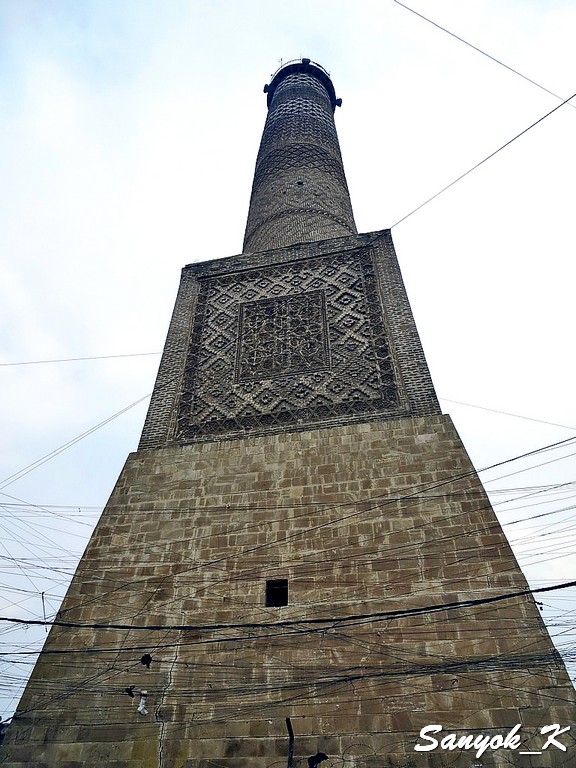 211 Mosul Al Nuri mosque and Al Hadba minaret Мосул Мечеть ан Нури и Горбатый минарет 2012