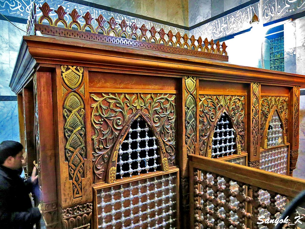 808 Mosul Prophet Jonah Nabi Yunus Mosque Мосул Мечеть пророка Ионы Наби Юнус 2012
