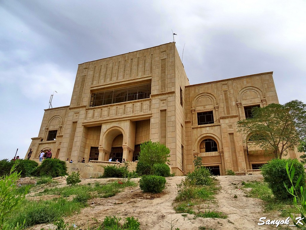 210 Hillah Saddam Palace in Babylon Хилла Дворец Саддама в Вавилоне