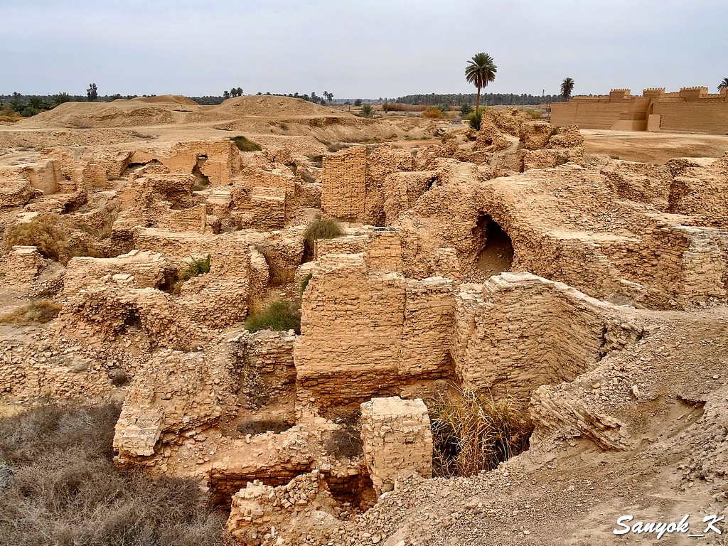 912 Hillah Babylon Ruins of Palace near Lion Хилла Вавилон Руины дворца рядом со львом