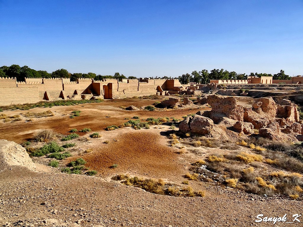 915 Hillah Babylon Ruins of Palace near Lion Хилла Вавилон Руины дворца рядом со львом