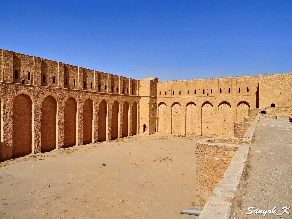 635 Karbala Al Ukhaidir Fortress Кербела Дворец аббасидов в Ухайдире